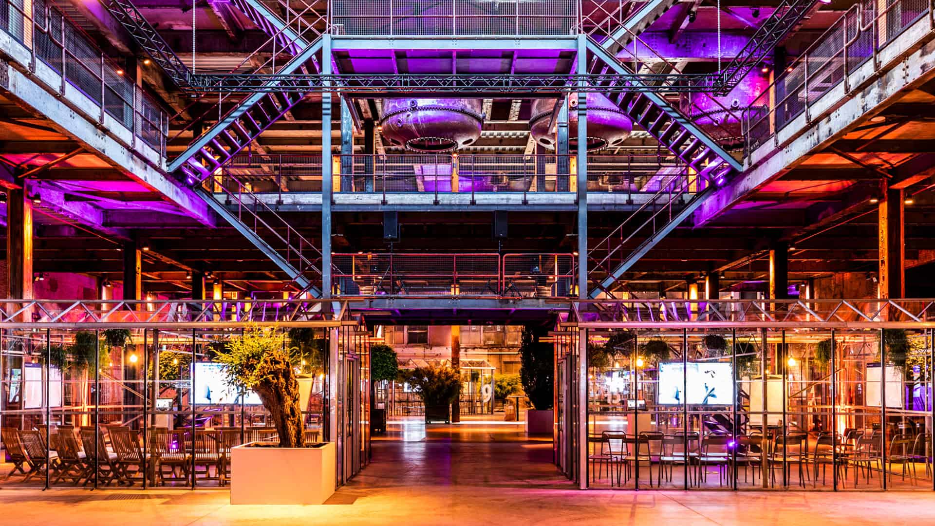 Sugar Factory Amsterdam interior with dramatic lighting, stage, and dance floor
