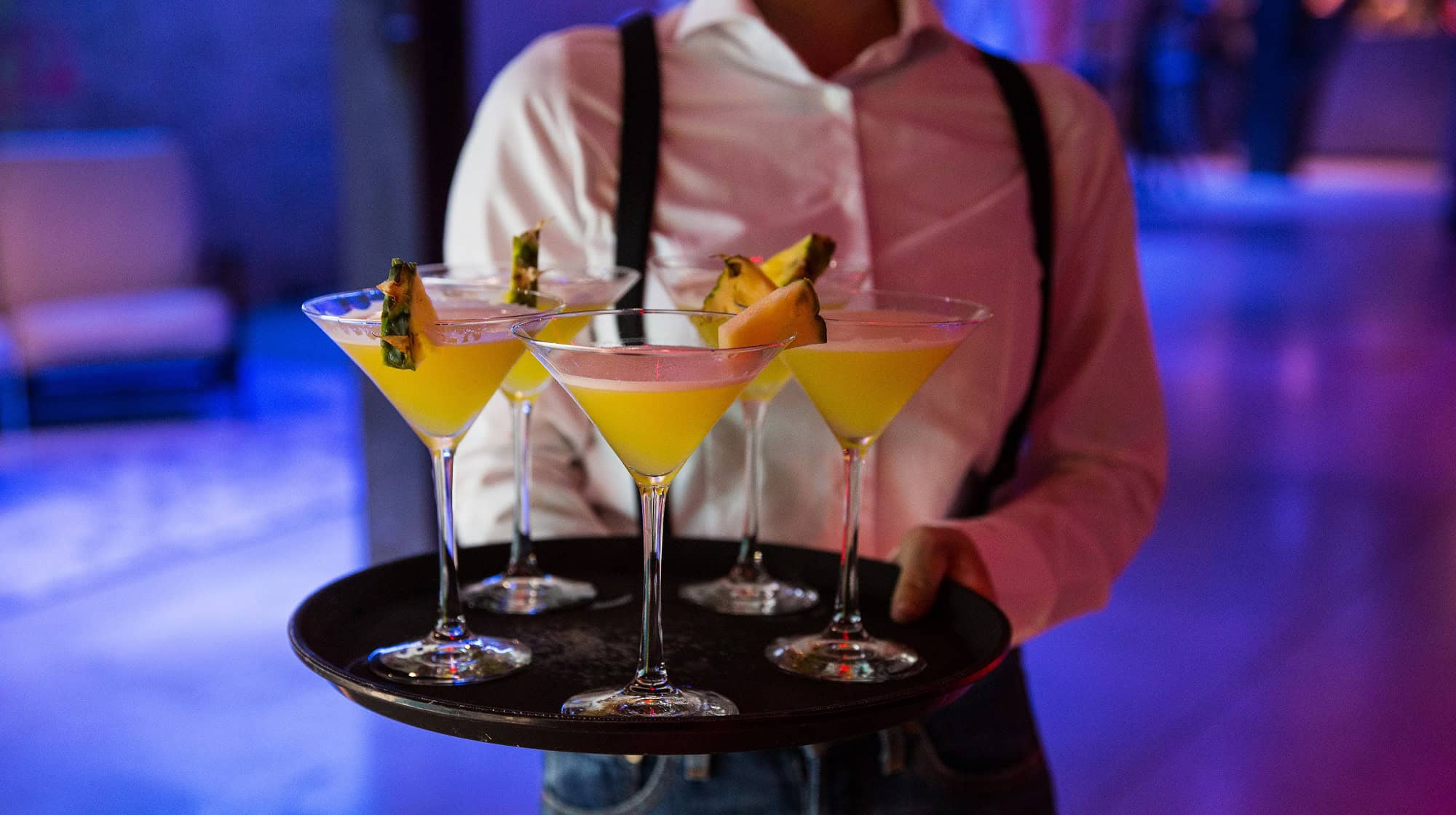 Volkswagen T-Cross wereldpremière met cocktails op event.